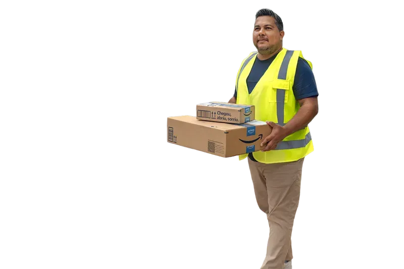 Entregador Amazon com pacotes